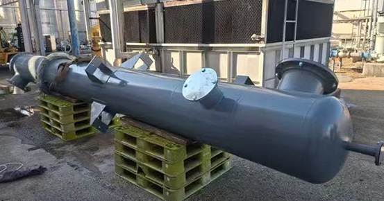 Информация для клиента: Доставлен еще один охладитель SO3 – взамен установленного по итальянской технологии.